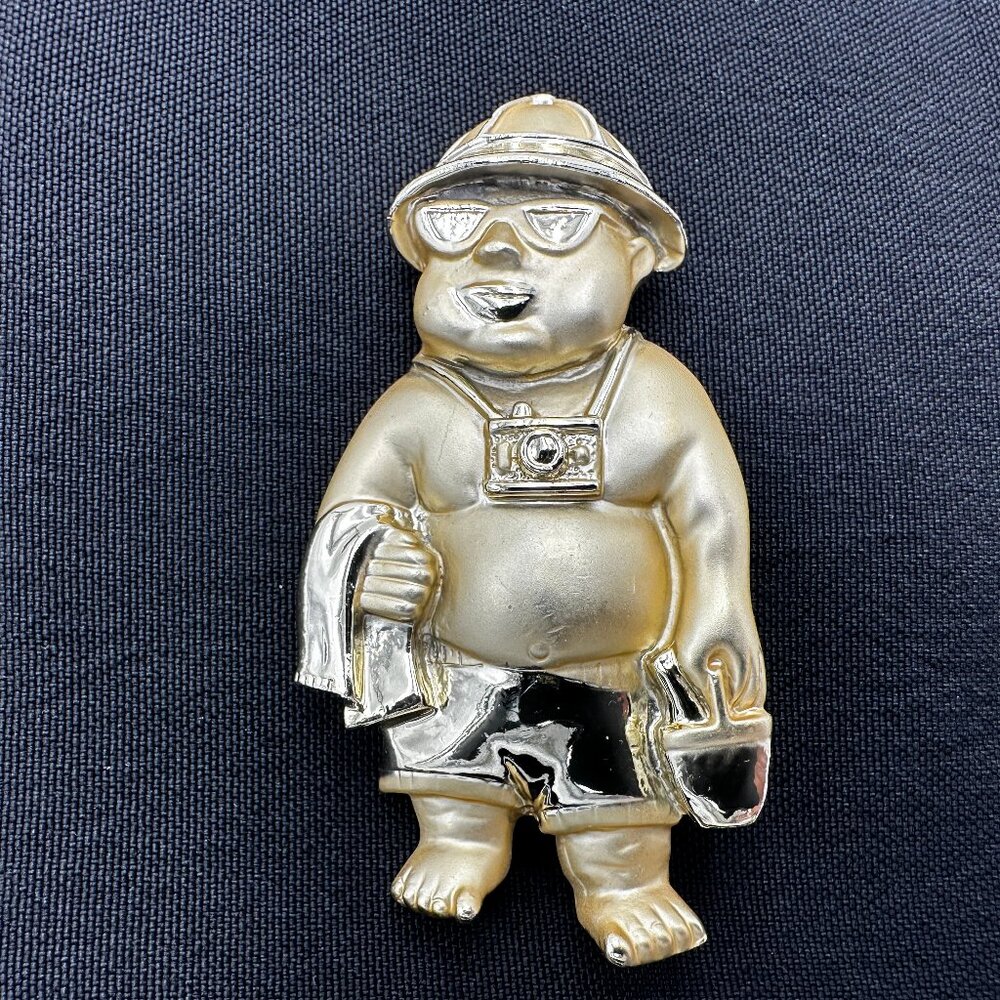 3" Beach Bum / Tourist Brooch Pin in Gold Coloring from AJG